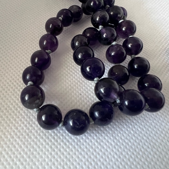 Handmade Amethyst and Navajo Pearl Mala Necklace - Picture 3 of 7